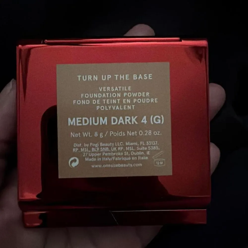 One Size Turn up the Base foundation powder